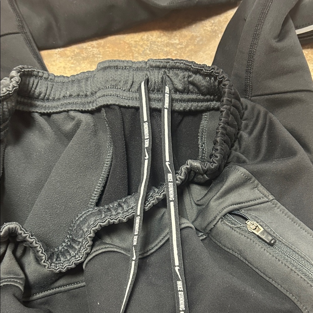 Kids NIKE Black Athletic Pants - Picture 4 of 9